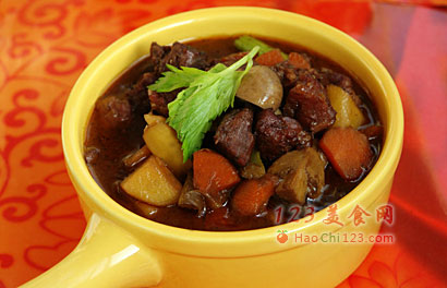 红酒牛肉图解 做法及步骤